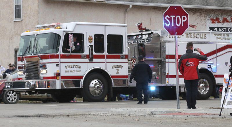 Firefighters journey toward Clinton